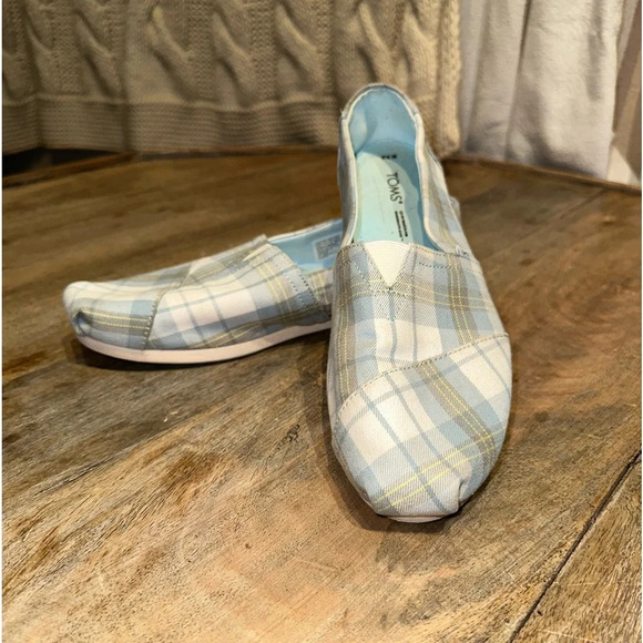 Toms womens Shoes 9.5‎ - Picture 1 of 3